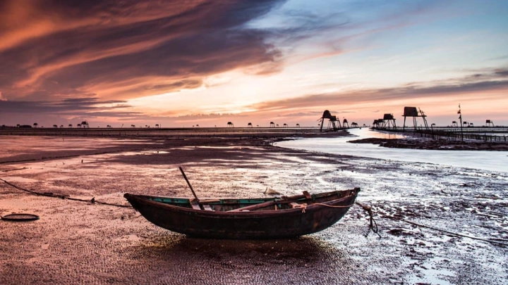 Boat In Dong Chau Beach Vietnam Photo Workshop