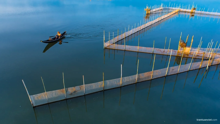 Hue lagoon
