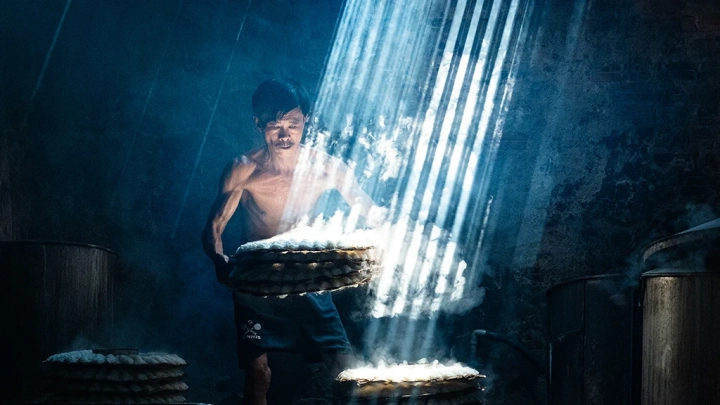 Hoi Cake Worker